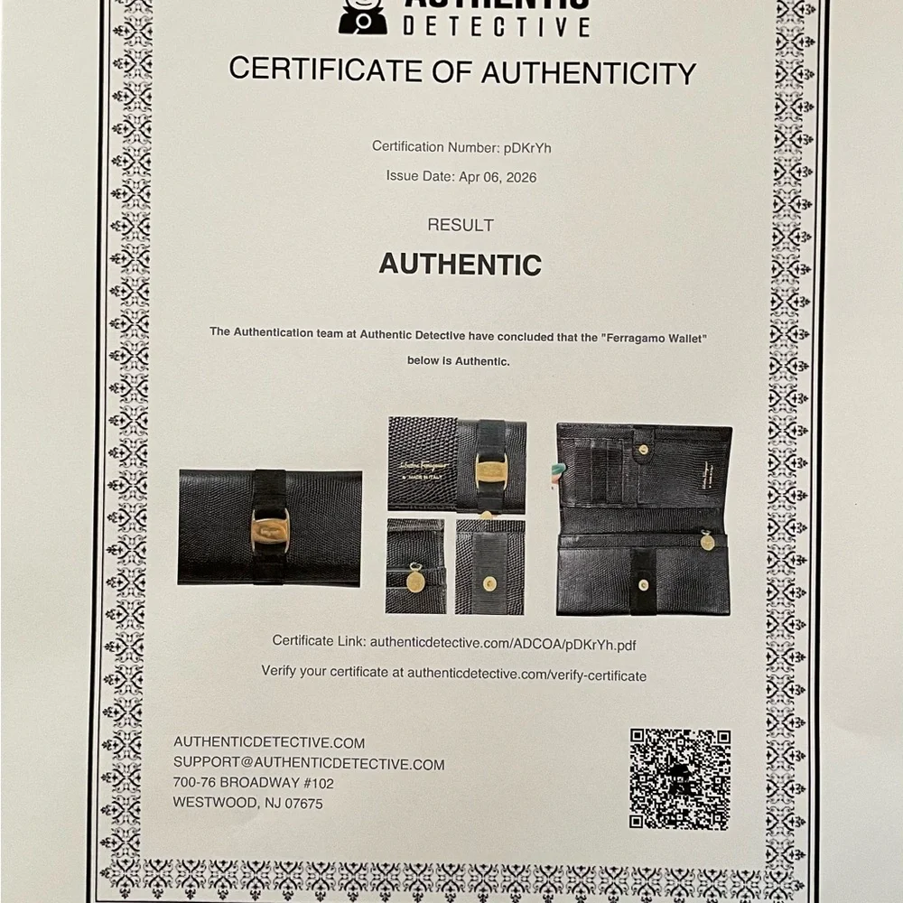 Salvatore Ferragamo Vara Bow Continental Wallet Retail $899.00 with COA - Picture 8 of 9